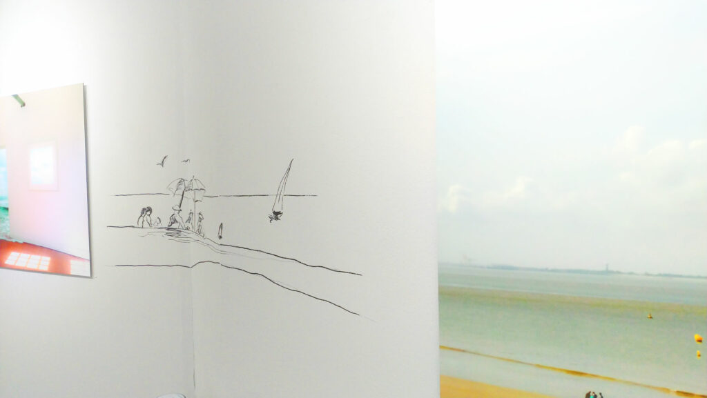 Dessins et photographies peintes pour l'été 2025 à la Arles Gallery